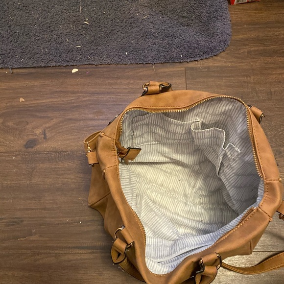 Purse - Picture 3 of 4